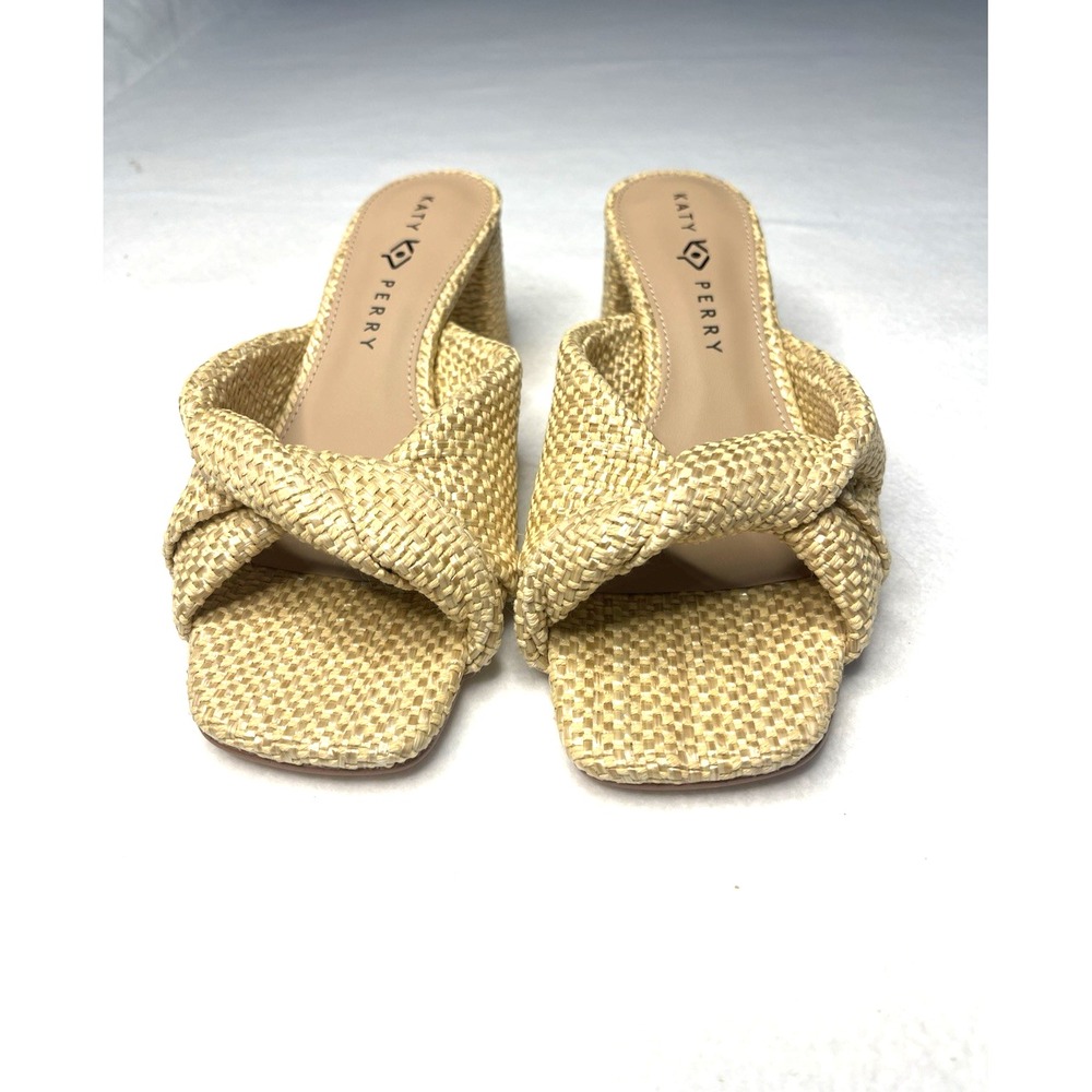 Katy Perry The Tooliped Twisted Sandal Size 9.5 Summer beach